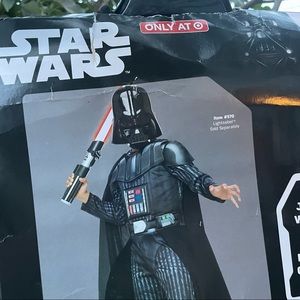 Star Wars Darth Vader costume for kids. Size small 4-6 and new condition